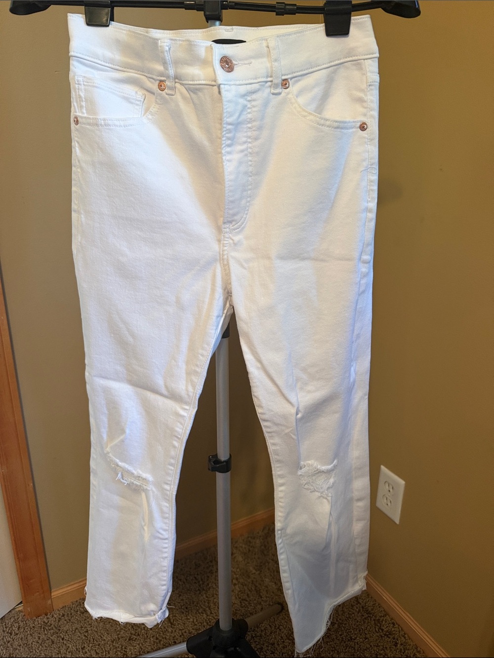 Express White Cropped Flare Jeans